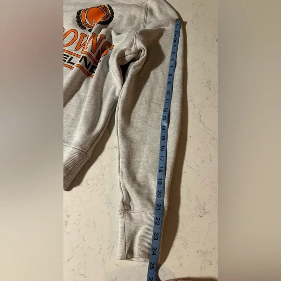 HOMAGE Cleveland Browns Crewneck Sweatshirt - Picture 8 of 8